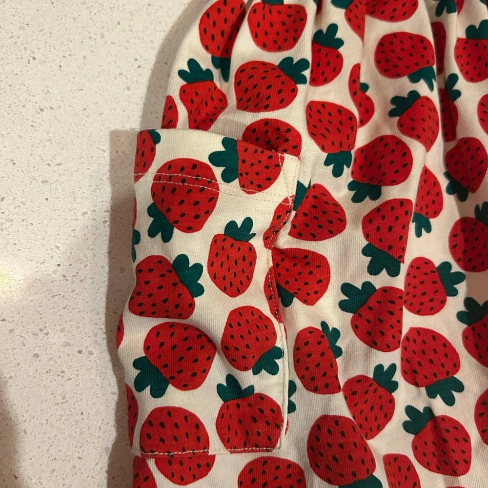 Hanna Andersson Print Pocket Dress Petite Strawberry Jam Size 4 NWOT - Picture 4 of 4